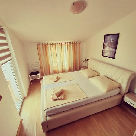 Apartments Nada Krk Town Zewnętrze zdjęcie