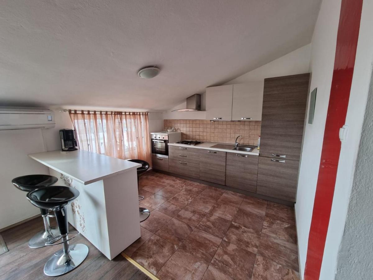 Apartments Nada Krk Town Zewnętrze zdjęcie