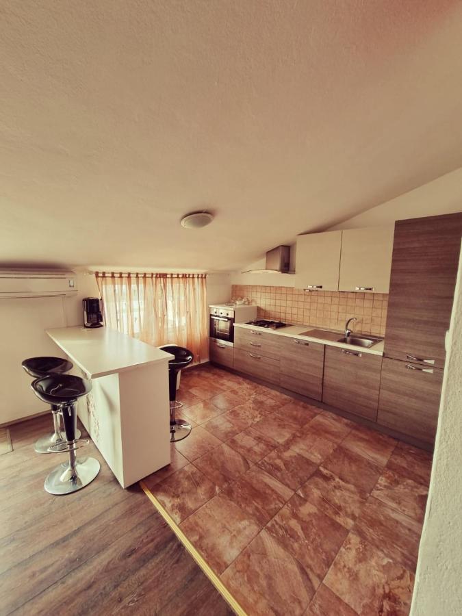 Apartments Nada Krk Town Zewnętrze zdjęcie